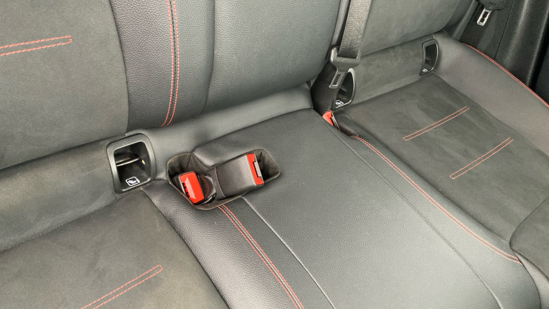 Mercedes-Benz GLA 200d AMG Line Executive 5dr Auto Diesel Hatchback